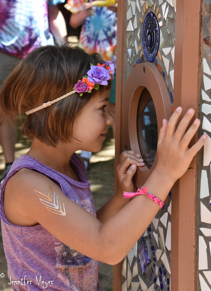 Looking through the kaliadascope windows.