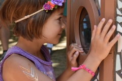 Looking through the kaliadascope windows.