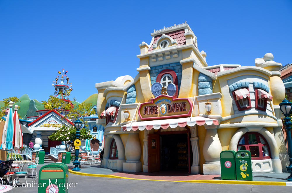 Toon Town is such a visual feast.