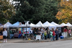 I rode my bike down to Saturday Market.