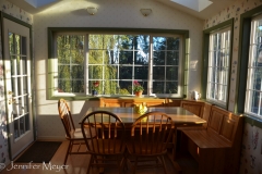 I got the breakfast nook on a sunny morning.