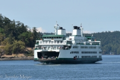 Here comes the ferry.