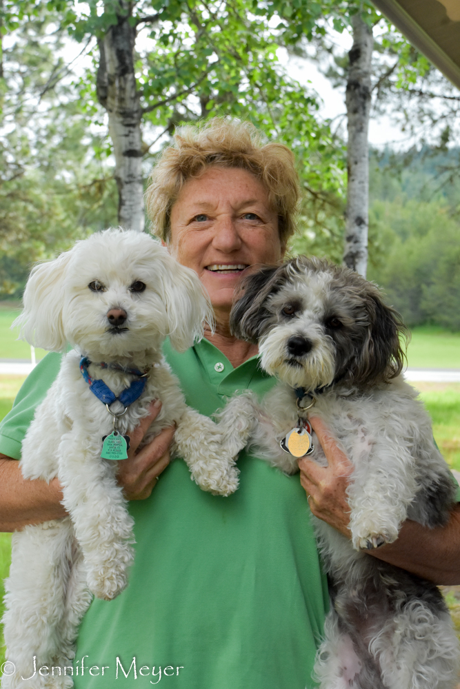 Vicky and her pups. (BJ was still in bed.)