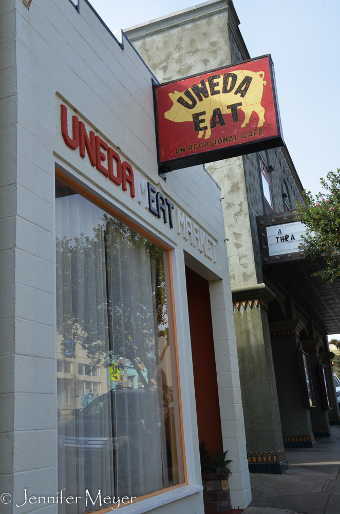 Uneda Eat, "an occasional cafe."