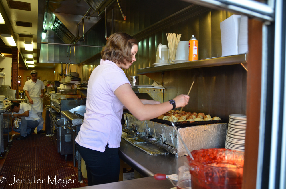 I prefer ableskivers.