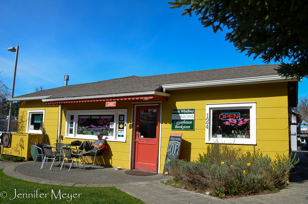 We stopped for coffee at the Commons.