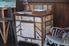 It's traditional Adirondack style.