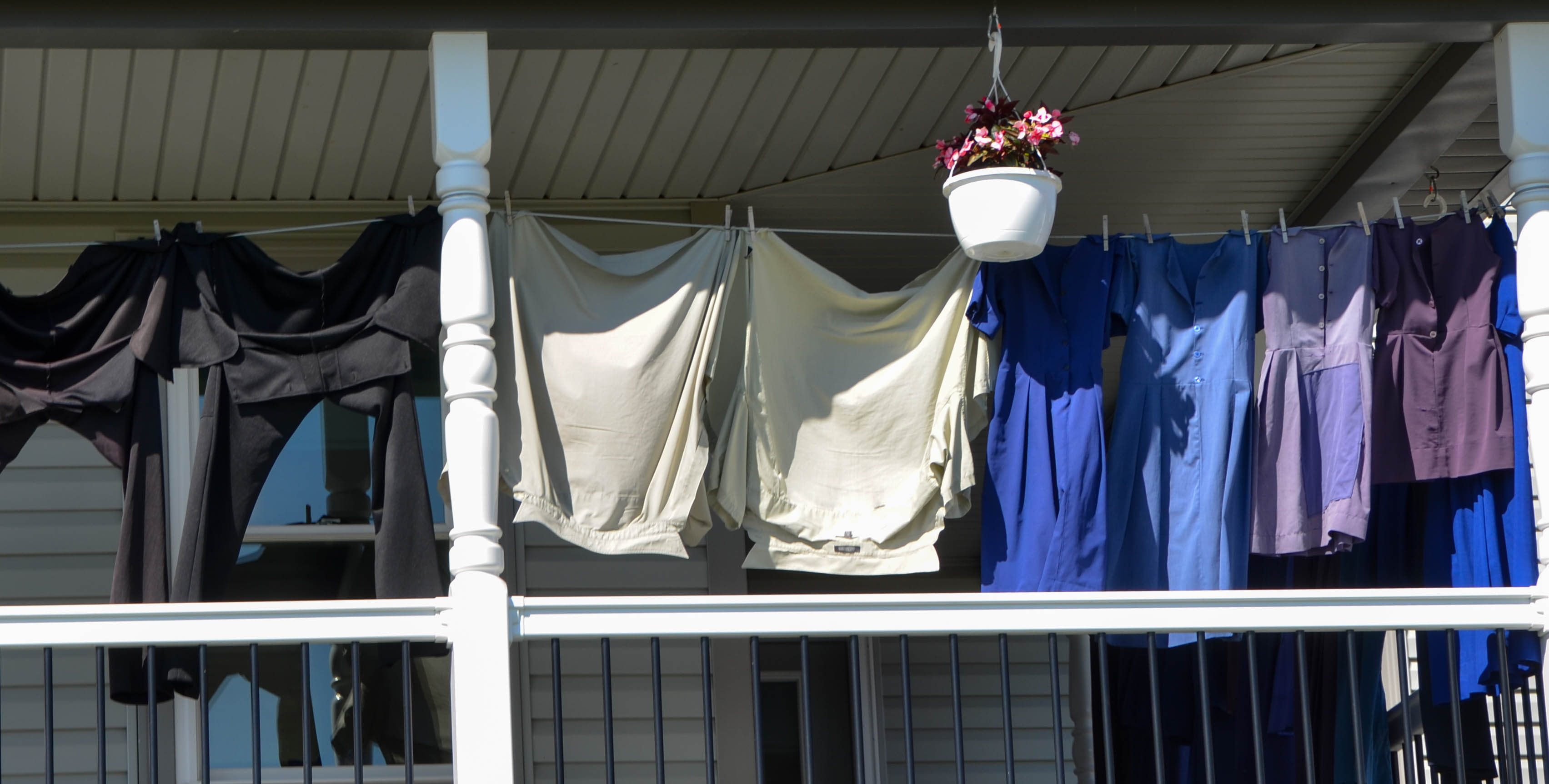 Wednesday is washing day.