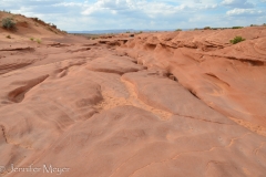 Can you see the crevice?