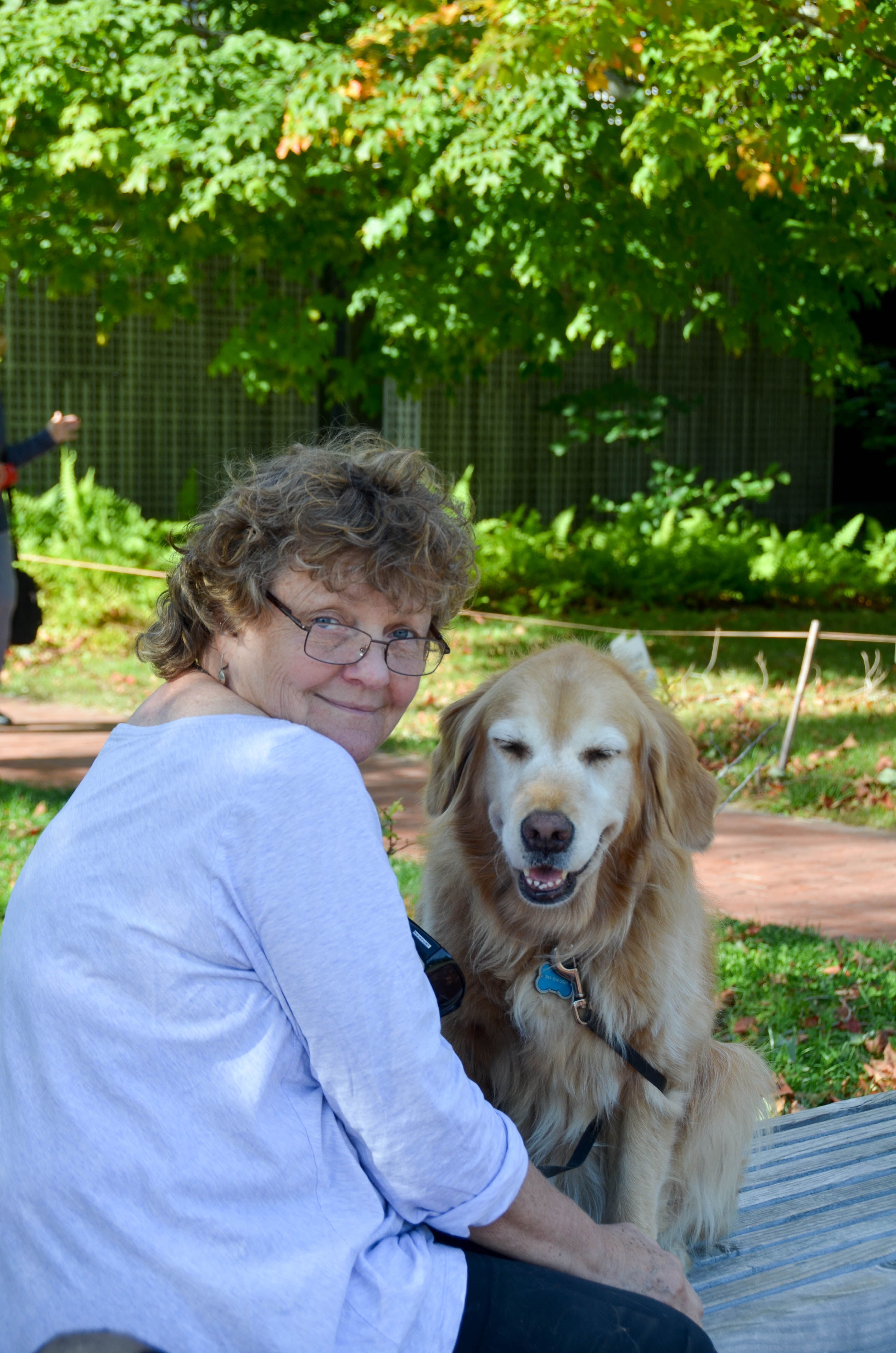 Kate and Bailey were waiting for me at Jordon Pond.