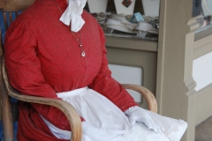 Pioneer mannequin becomes shoppers.