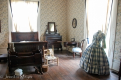 The daughbter's room.