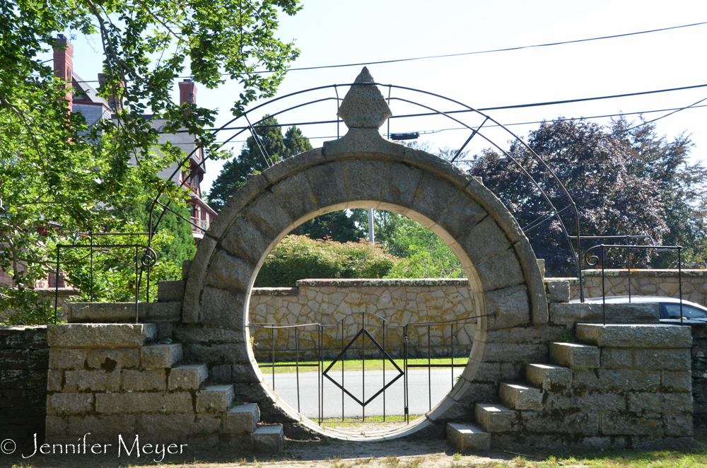 This back gate is so intereting...