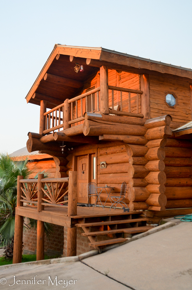 Log cabin, entance side.
