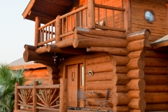 Log cabin, entance side.