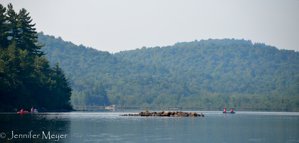 Lots of boaters out on a beautiful morning.