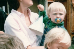 Angelica with Kita and Tobi in 1986.