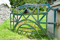 We love old cemetaries.