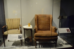 Archie and Edith Bunker's chairs.