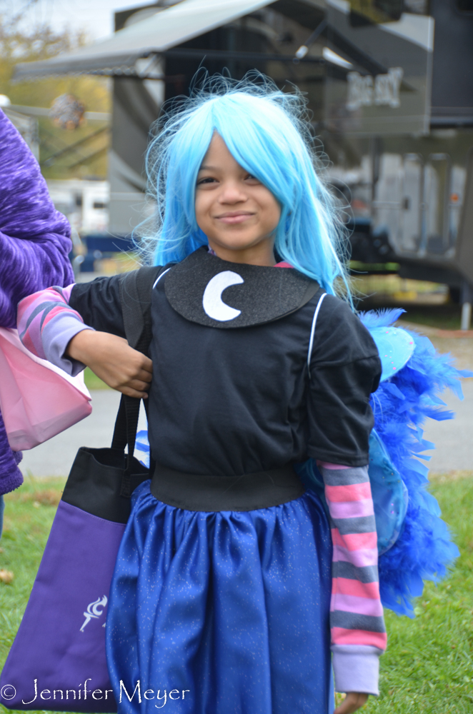 And blue girl.