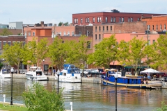 The canal connects Seneca Lake and Cayuga Lake.