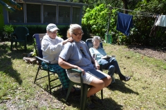 Dawn gets a massage from Glo.